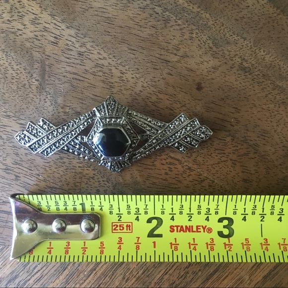 Faux onyx and faux marcasite Art Deco style pin - Picture 6 of 6